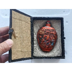 青花釉里红人物鼻烟壶，底款“康熙年制”_旧鼻烟壶_程饶金【7788旧书网】