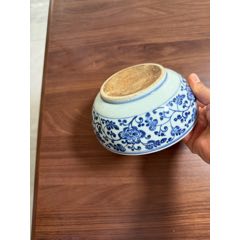 清中期嘉庆道光，青花过墙梅，青花酒杯，青花茶杯，口沿直径6.8公分
