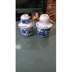 唐代宫廷御用铜鎏金酒杯。通体錾刻花卉纹图案，錾工精湛，鎏纯金。_