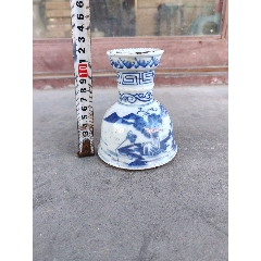 清中期豆青釉青花加白人物瓶-青花瓷-7788红宝书