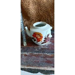 一个清代同治绿地粉彩八角碗_旧瓷器_聚古堂【7788旧书网】