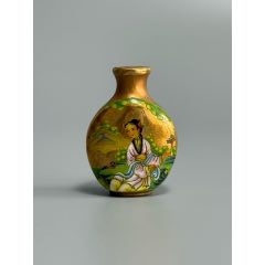 青花釉里红人物鼻烟壶，底款“康熙年制”_旧鼻烟壶_程饶金【7788旧书网】