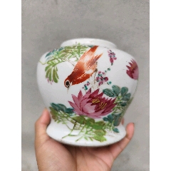 乾隆松石绿地轧道粉彩花卉笔筒_旧瓷器_格桑曼陀罗【7788红宝书】