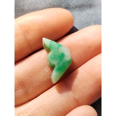 翡翠鏤空雕刻 アクセサリー ?media_id=3736707510402511455