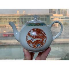 清代五彩人物茶壶，画工好，瓷质好，壶身完整，很好的收藏标本_旧瓷器_