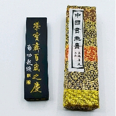 老墨，凤山，凤山峨峨，徽州休城胡开文制，大清乾隆，油烟，10*2.5*1