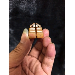 旧藏寿山石山水人物薄意随形印章(知)_寿山石印_鄂中收藏【7788旧书网】