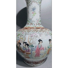 50年代的中国景德镇瓷厂制的粉彩瓷釉上粉彩缠枝花和蝴蝶的小碗_旧瓷器_