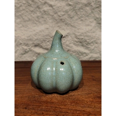 宋代天青釉開(kāi)片硯臺(tái)水滴（水注）