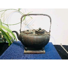 晚清时期狮子狗纹铜瓶_铜壶/铜瓶_悦云阁【7788旧书网】