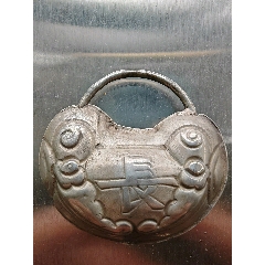 古董首饰】闻德评级晚清麒麟送子银挂饰重49.5克银质老银，麒麟童子造型