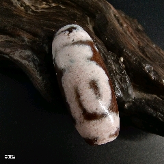 精品藏传爆老红三眼老天珠_天珠_天水如冰色【7788红宝书】 精品藏传爆老红三眼老天珠_天珠_天水如冰色【7788红宝书】