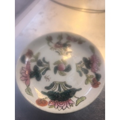 底款：景德镇雕塑瓷厂.描金座莲观音_旧瓷器_文荟堂【7788旧书网】