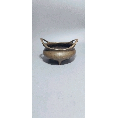 老珍藏，《大明宣德年製》底款，三足老铜香炉一个，黄金皮壳，传世包浆