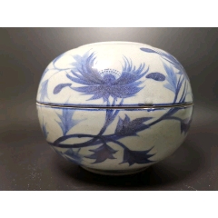 清乾隆青花山水亭台楼阁青花大赏盘（底座一起出售）_青花瓷_东收西藏阁