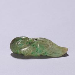 清代天然老翡翠牌子，长5.5cm，老坑翡翠，翠色迷人，水头十足，双面雕