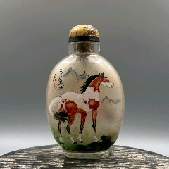 俏色玛瑙雕人物故事鼻烟壶。_旧鼻烟壶_飞鸿堂【7788旧书网】