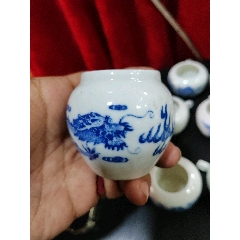 清中期青花山水人物长颈瓶_青花瓷_明清精品古玩店【7788旧书网】