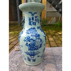 冰梅天球瓶_青花瓷_义宝阁【7788集邮集卡】