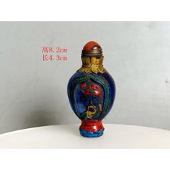 青花釉里红人物鼻烟壶，底款“康熙年制”_旧鼻烟壶_程饶金【7788旧书网】