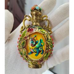 青花釉里红人物鼻烟壶，底款“康熙年制”_旧鼻烟壶_程饶金【7788旧书网】