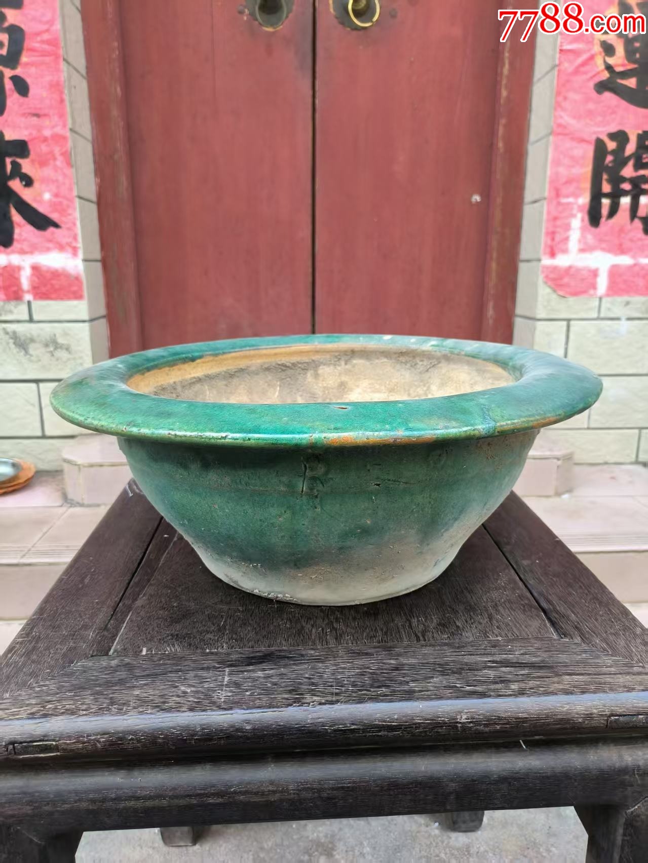 一个清代老石湾绿釉大嘴唇双兽头鼓钉大花盆_绿陶_图片鉴赏_收藏价值_