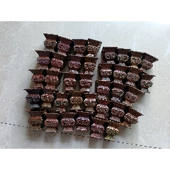 唐代宫廷御用铜鎏金酒杯。通体錾刻花卉纹图案，錾工精湛，鎏纯金。_