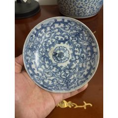 清.豆青釉【青花山水纹大赏盘】（底款成化年制）_青花瓷_路旁小店欢迎