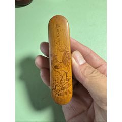 珍品寿山石绿田黄石雕刻【瑞兽】印章，石质油润通透细腻，_印章盒_乡下