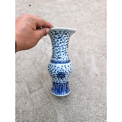 明代青花缠枝莲纹双耳敞口瓶完整尺寸见图_青花瓷_作品欣赏_收藏价值_