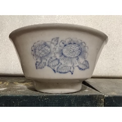 中国古磁器　清青花高碗 清代早期乾隆官窑款缠枝青花碗古瓷器古玩古董_青花瓷_嘉臣收藏【7788