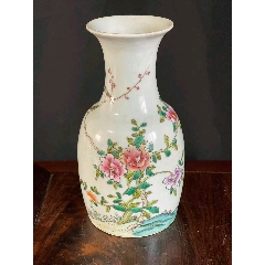 清乾隆时期洋彩加粉彩花鸟长颈瓶-￥19,900 元_旧瓷器_7788网