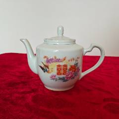 茶壶收藏】567年代中英文中国景德镇底款青花瓷玲珑瓷握把茶壶-茶壶